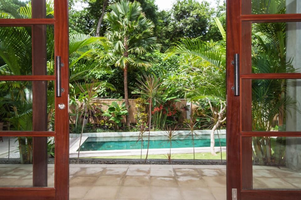 Riverside 3BR Villa - Seminyak