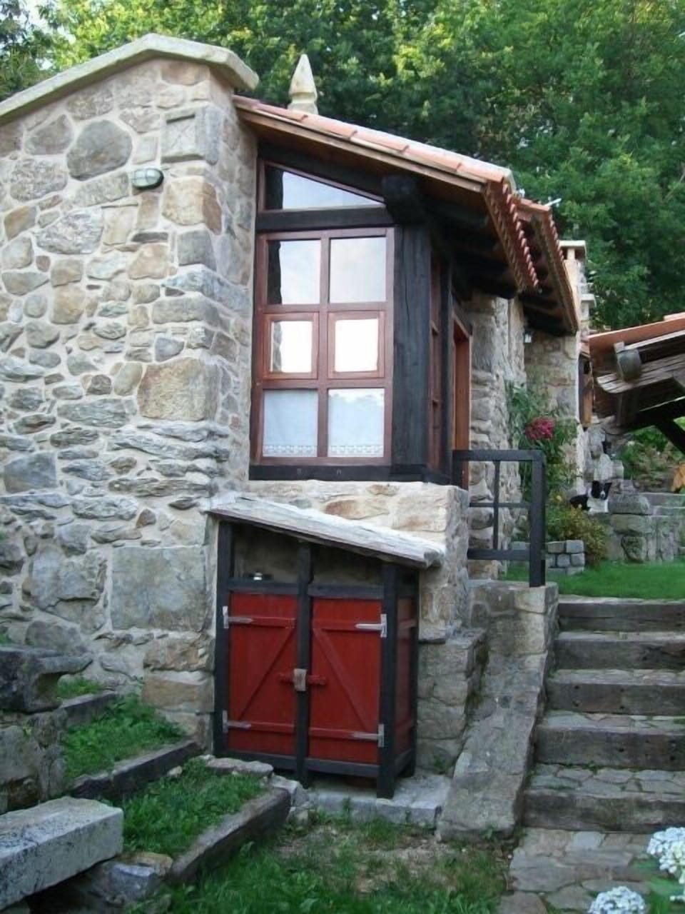Corner view
