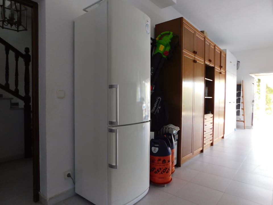drinks fridge for guests ( in garage) 