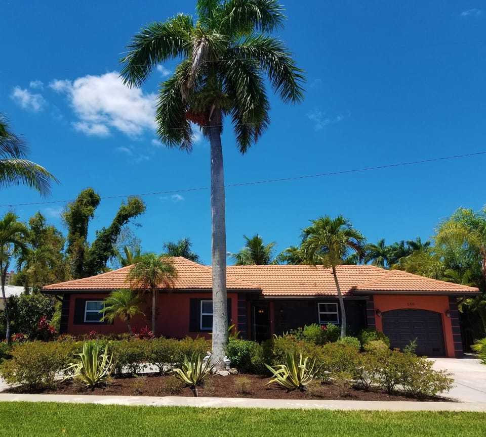Villa Marco Beach Home Entry