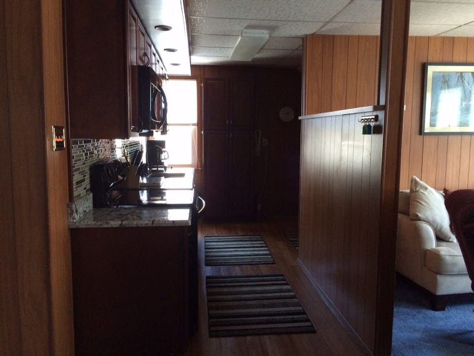 3rd flor kitchen - another view