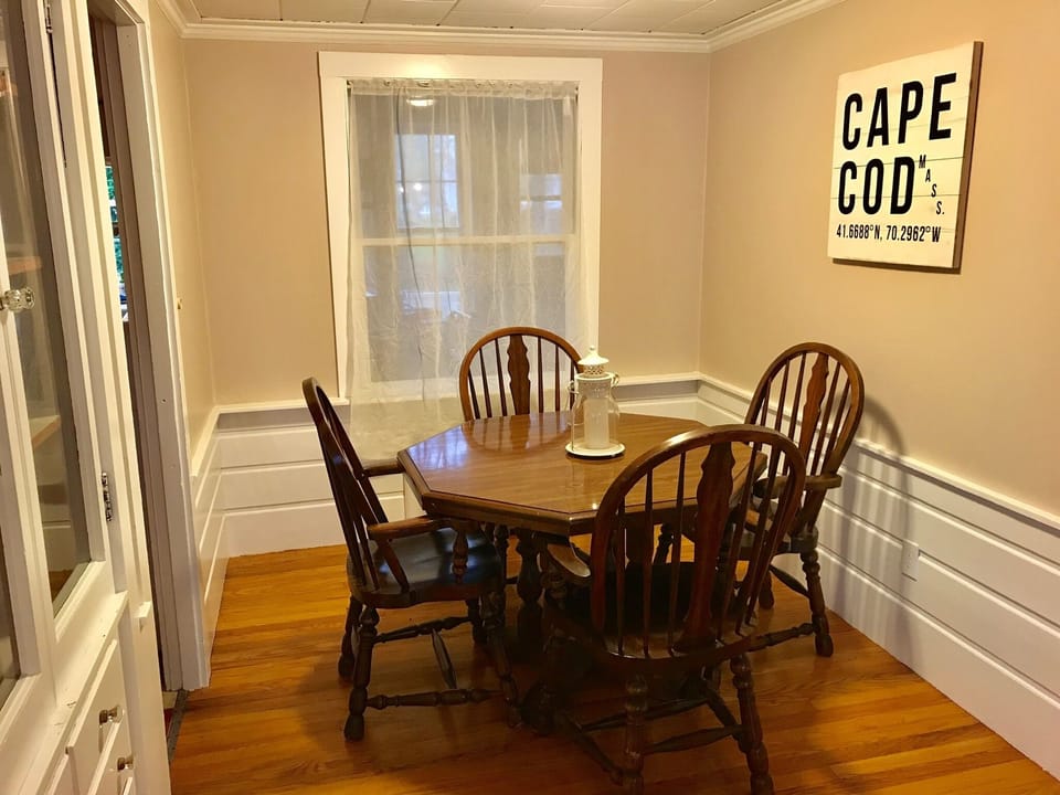 Land Side Dining Area