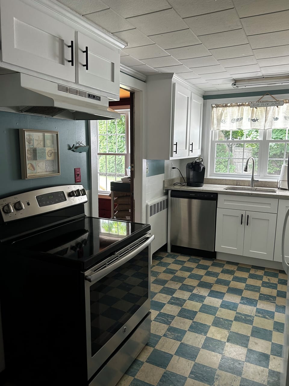 Sea Side Kitchen 2