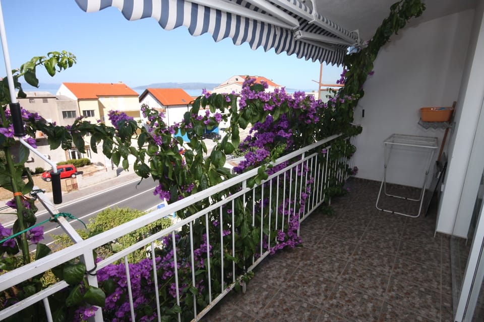 Balcony 1