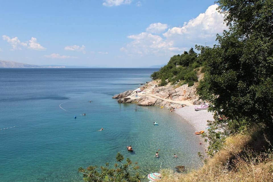 Nearby beaches