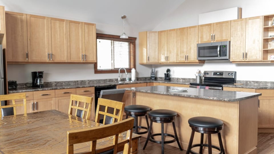 Overlook Cabin Rental - Pet Friendly! (2367)