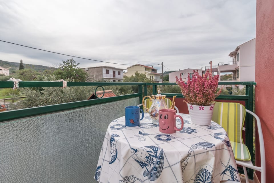 Terrace 1