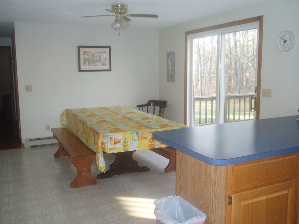 Dining area viewed from the kitchen