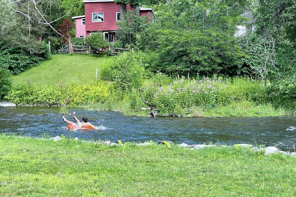 "Front Cottage" 4 mi to Cooperstown Dreams Park; 2 mi to Cooperstown, NY!