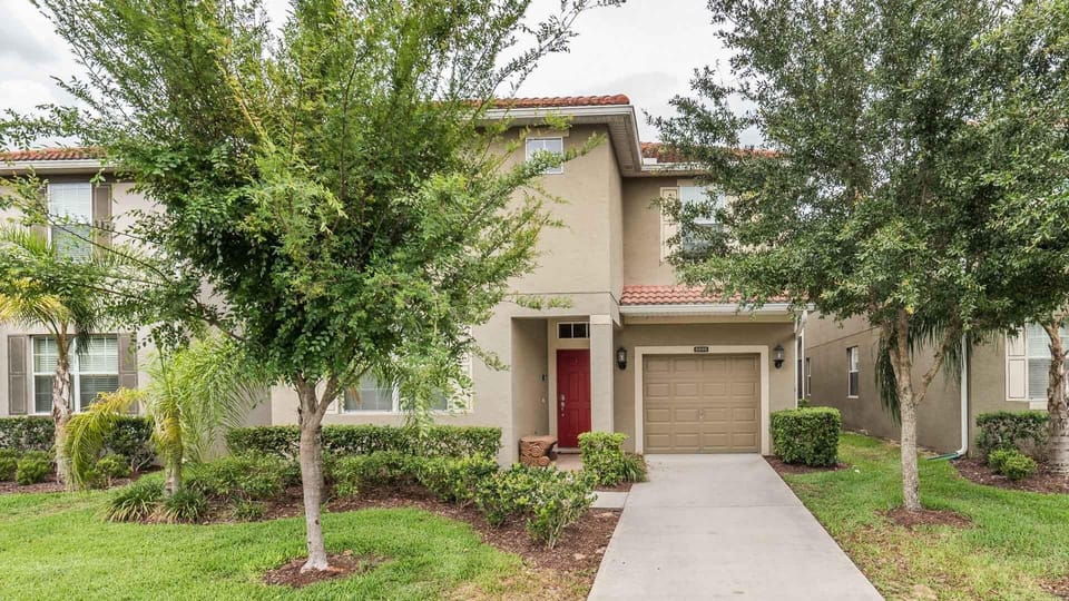 Sweet Home Vacation Rentals, Top Resorts Florida Paradise Palms