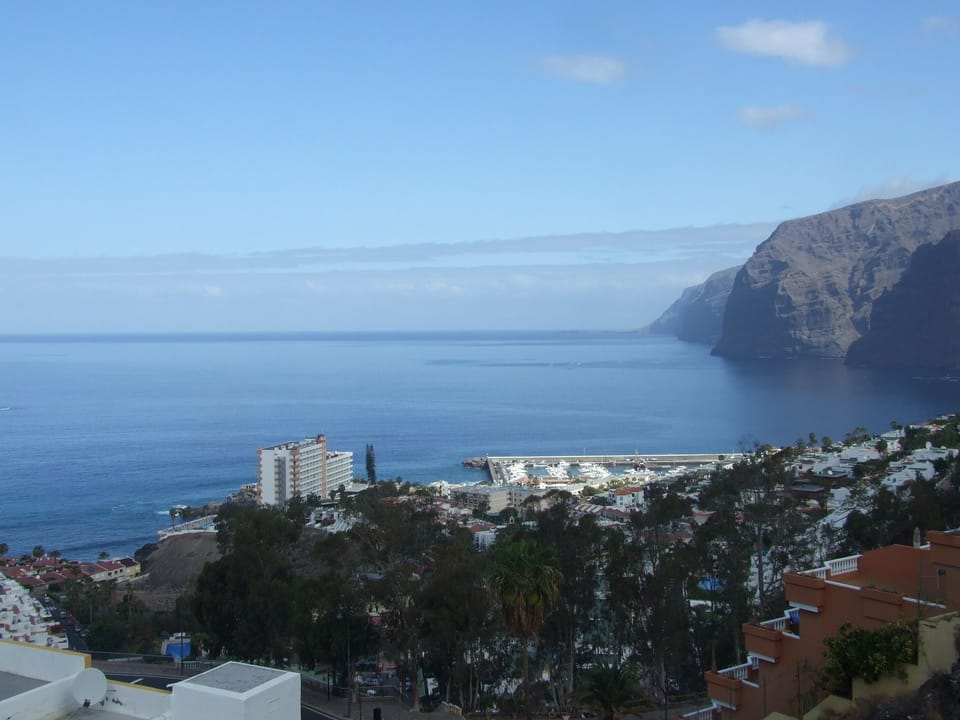 A view of Los Gigantes from the viewing platform just outside village