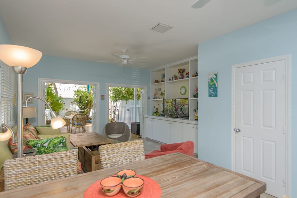 Open Dining Area