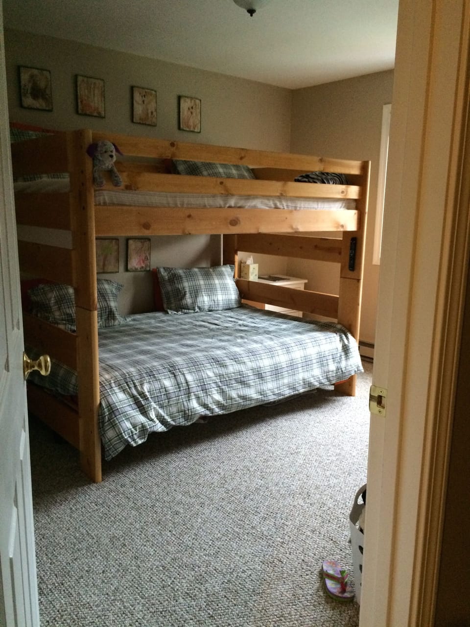 2nd floor bedroom. 2 queen bunks