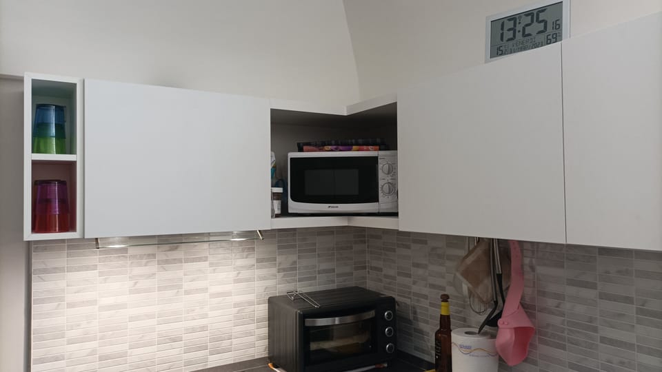 Kitchen corner barone studio room amalficoast