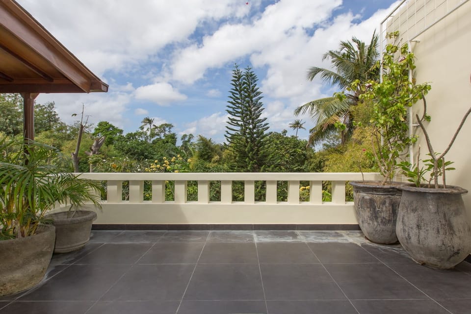 Seminyak Peaceful 3 bedroom Villa