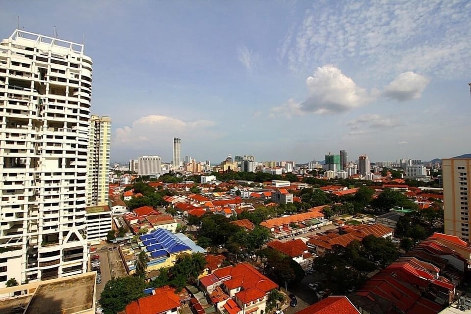 XI) New 2 Rooms Suite In George Town
