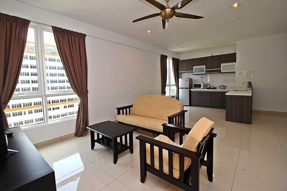 XI) New 2 Rooms Suite In George Town