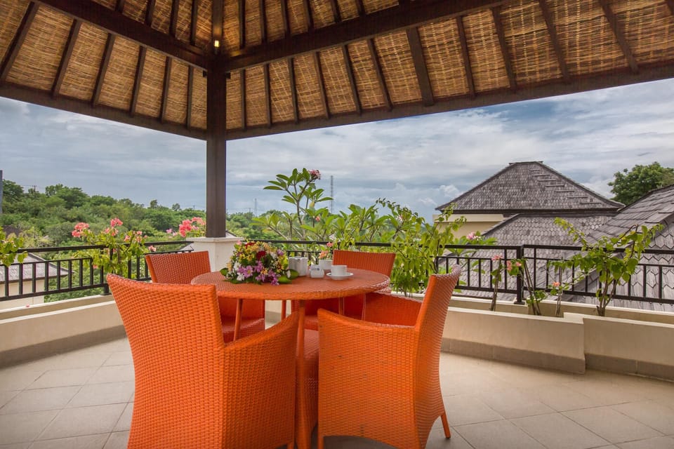 Uluwatu 2 Bedroom Villa, near beach
