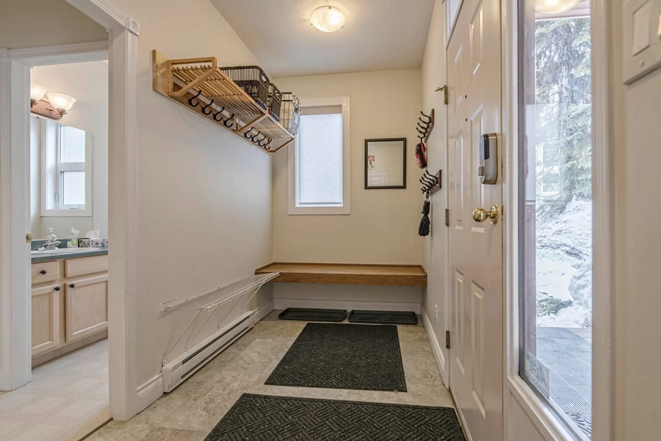 Large Entryway and Powder Room 