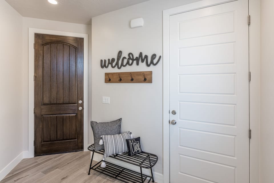 Front Entry - The Front Entry welcomes you to our home, Red Rock Roof Top.