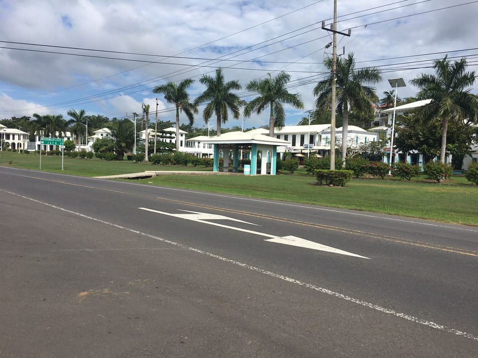 Esterillos Town Center (walking distance)