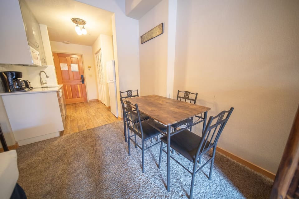 Dining table seats 4 people