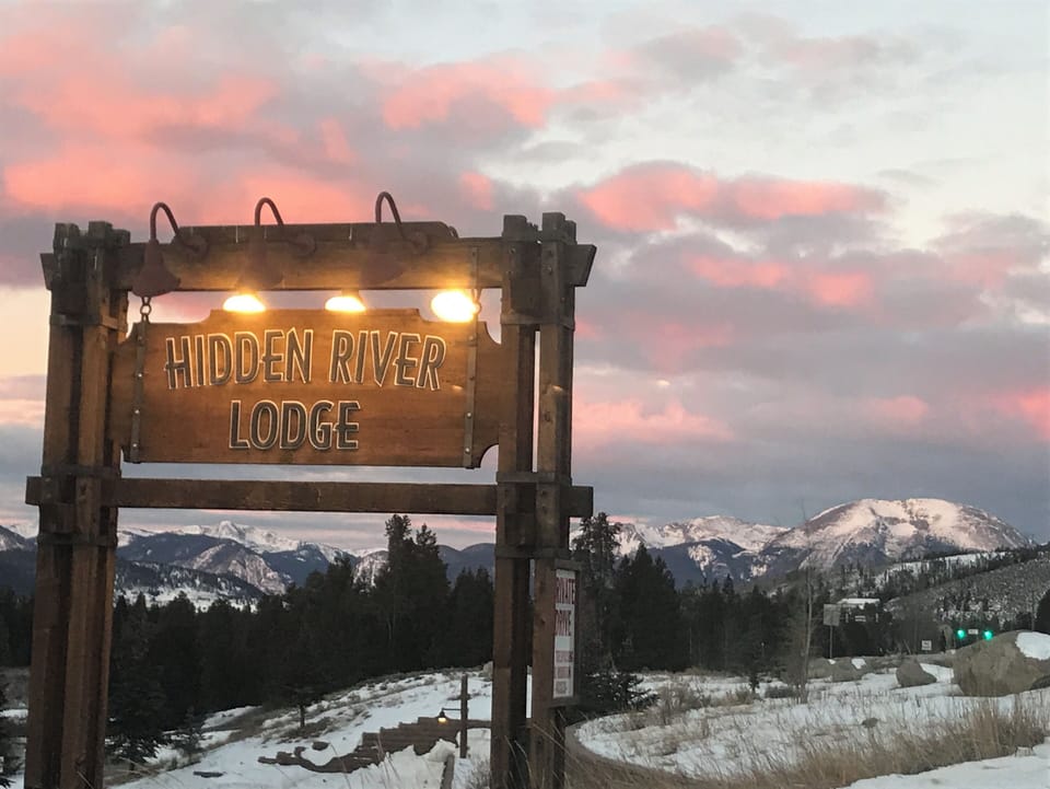 Sunset at Hidden River Lodge in Keystone #winter