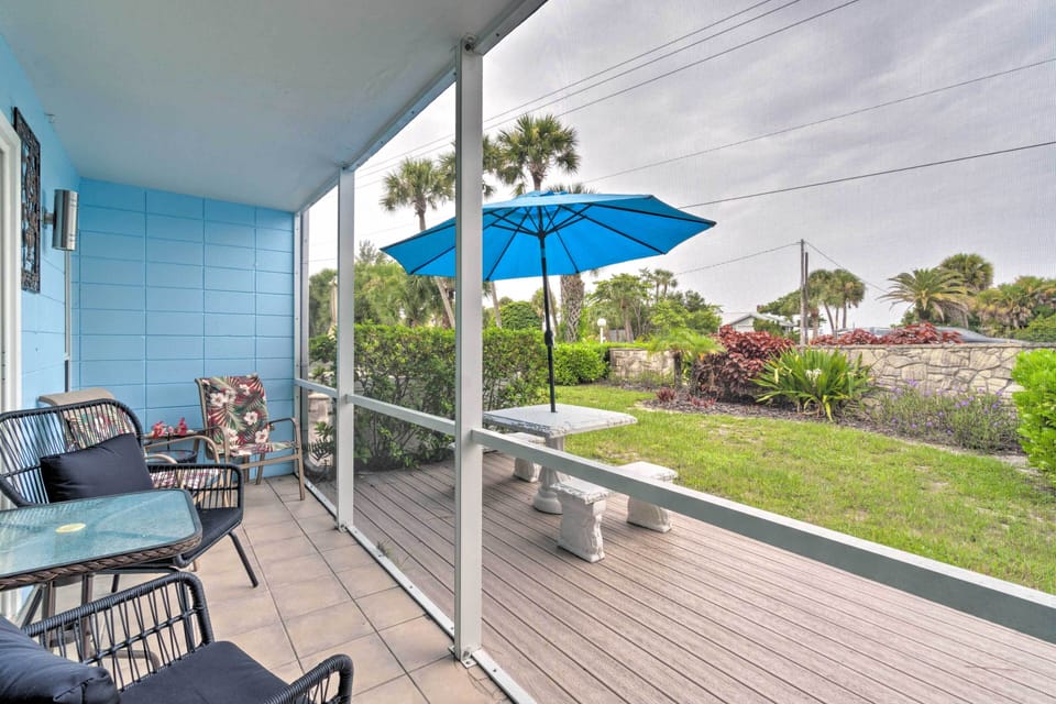Furnished Lanai
