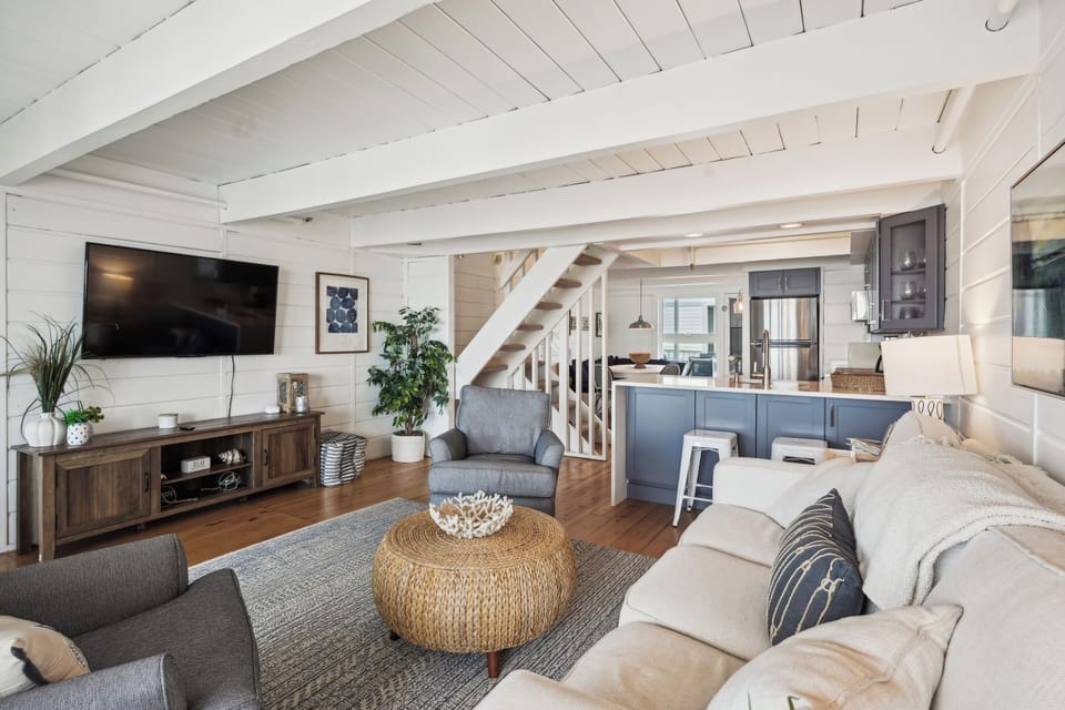 Main Level,Living Area,