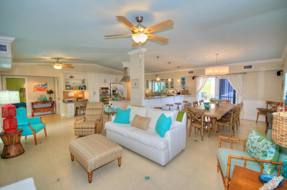 GREAT ROOM