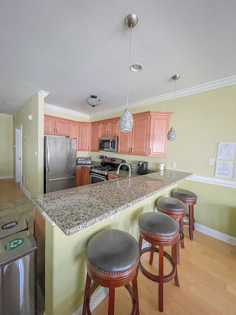 breakfast bar