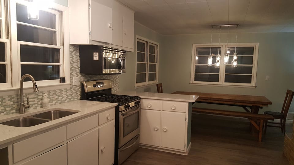 Kitchen / Dining