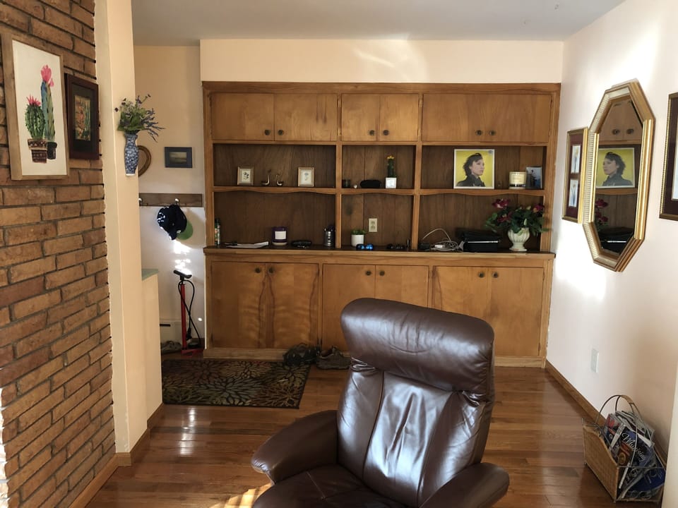 Living room 2nd recliner