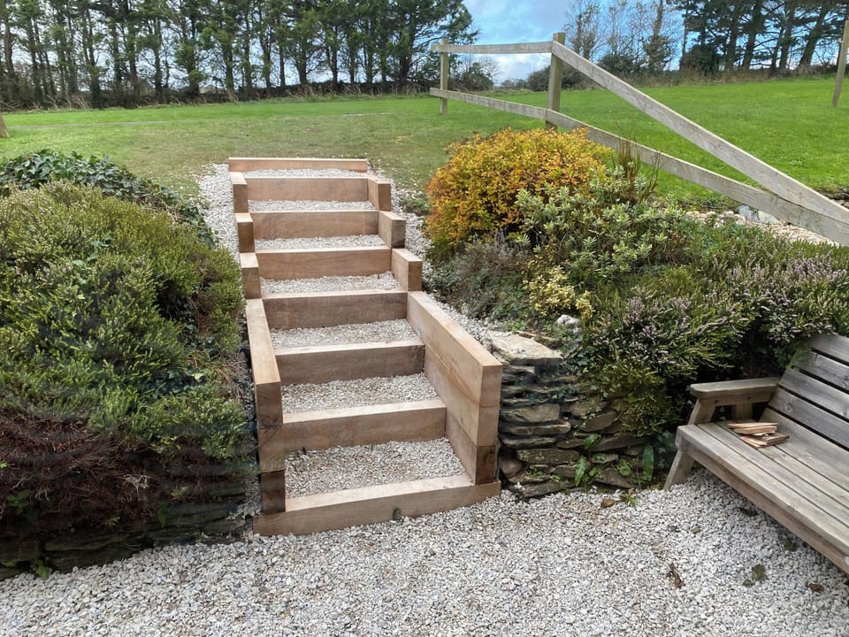 View to the rear, plenty of open space.