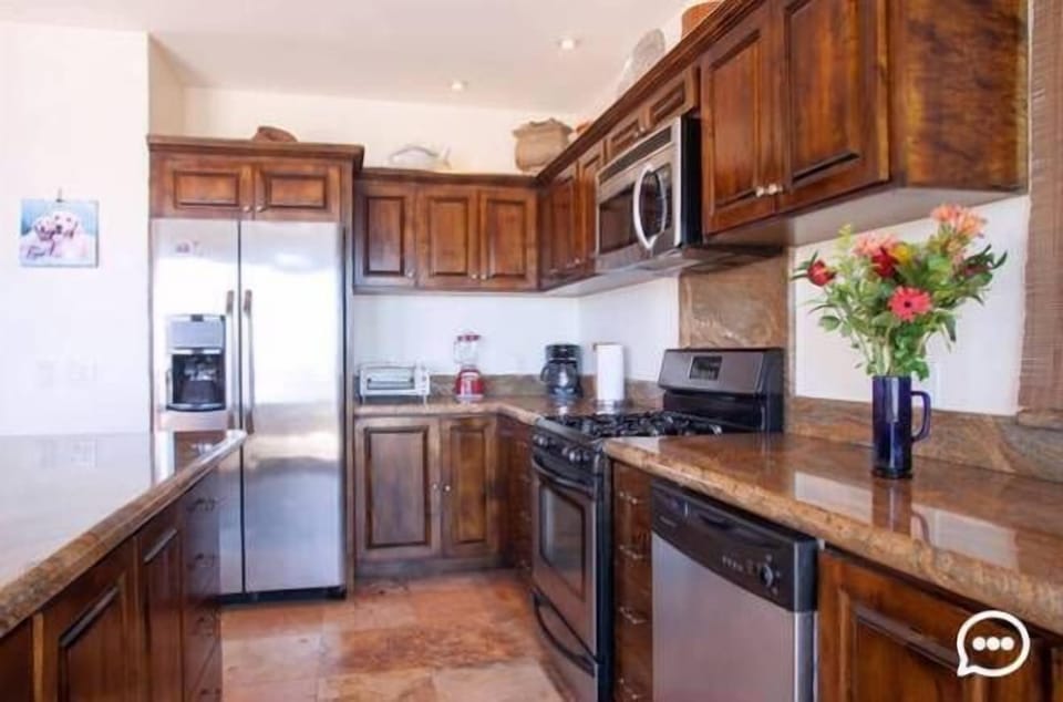 Large New Kitchen