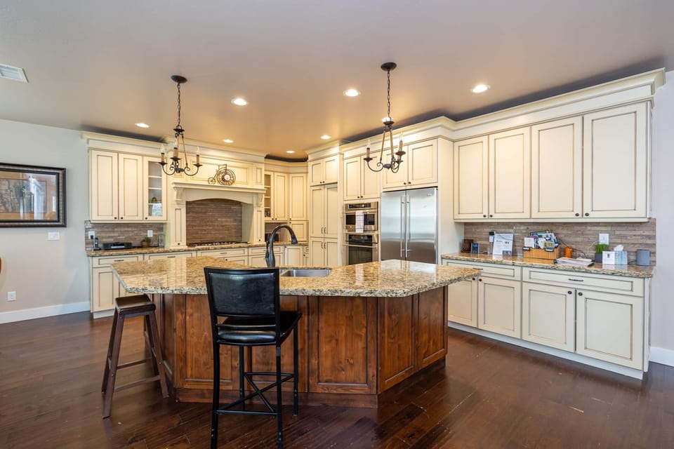 Kitchen (2)