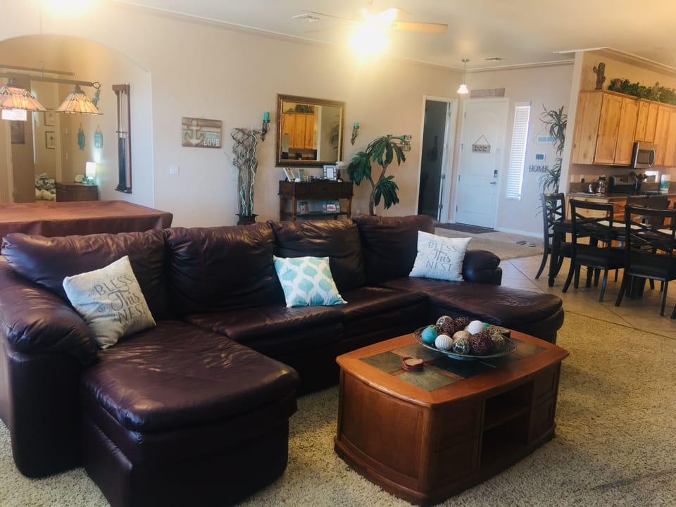 Familyroom/great room.
