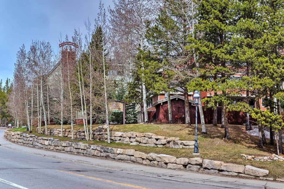 Ski Hill Condominiums