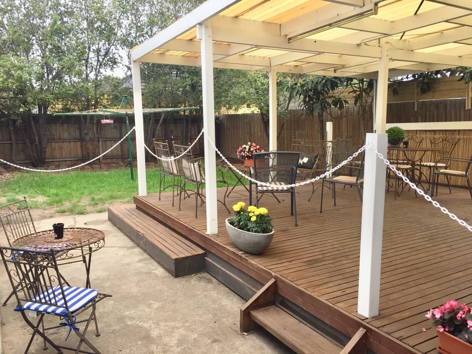 Outdoor dining