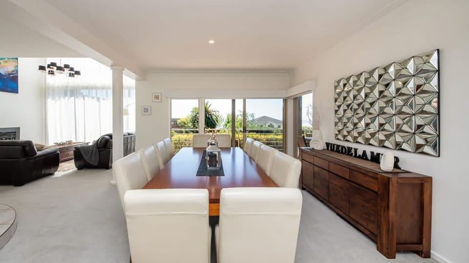 Vue de la Mer Main Dining Room