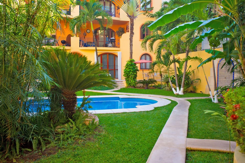 Cozy apartment in the heart of Playa
