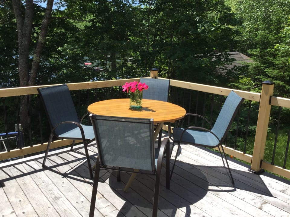 Breakfast on the deck.  So nice!!