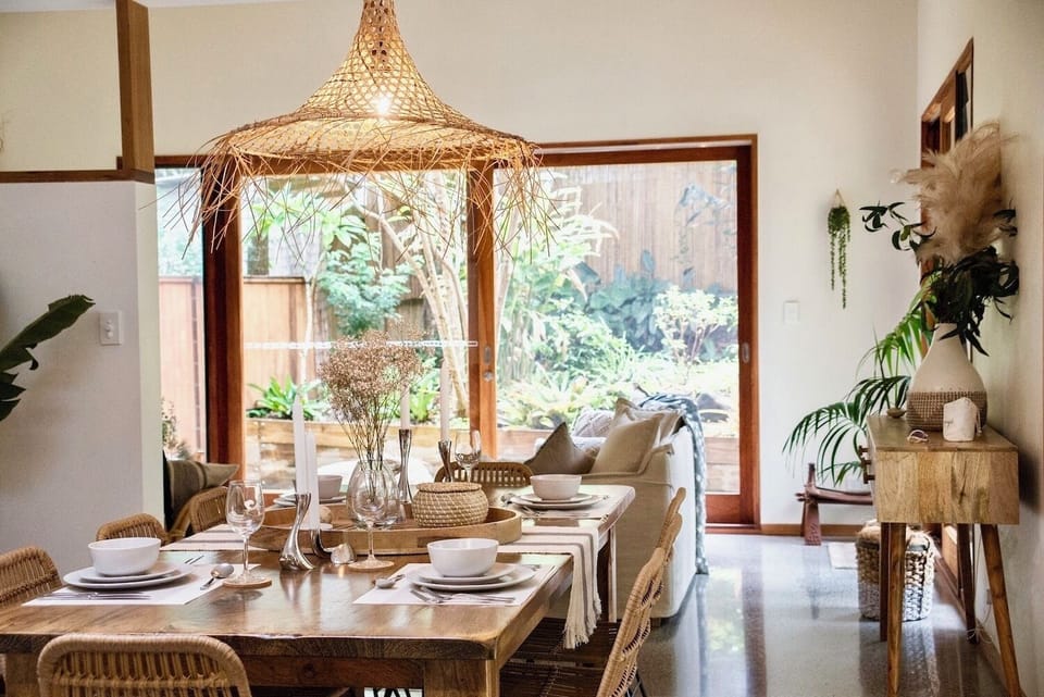 Space for 8 at our stunning hardwood dining table (1)
