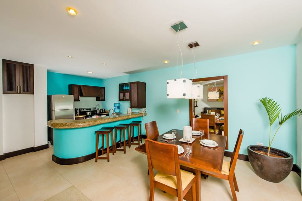 Pueblito Escondido 1 bdr beach side