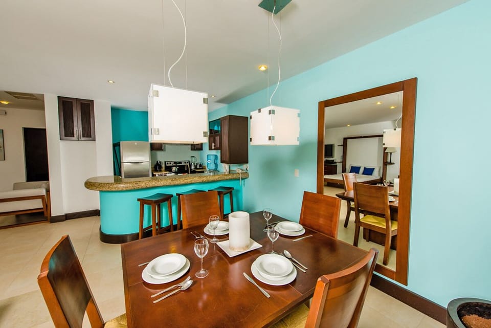 Pueblito Escondido 1 bdr beach side