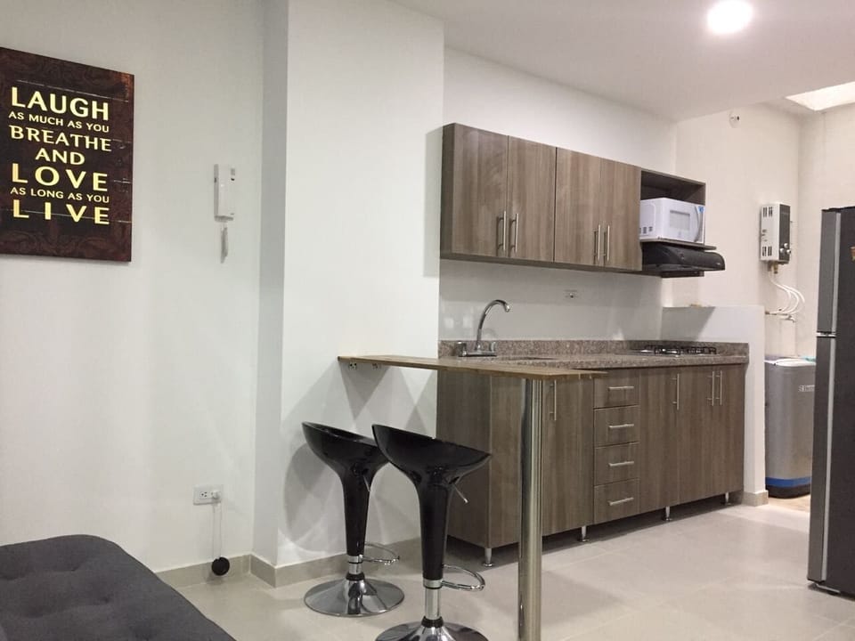 Acogedor apartamento en sabaneta (4 hues