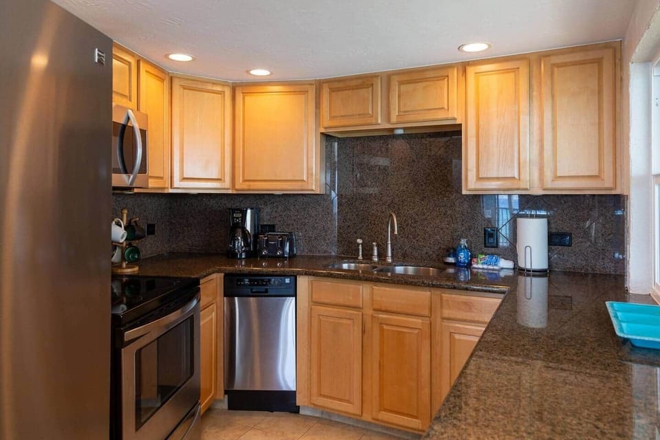 Fully stocked kitchen.