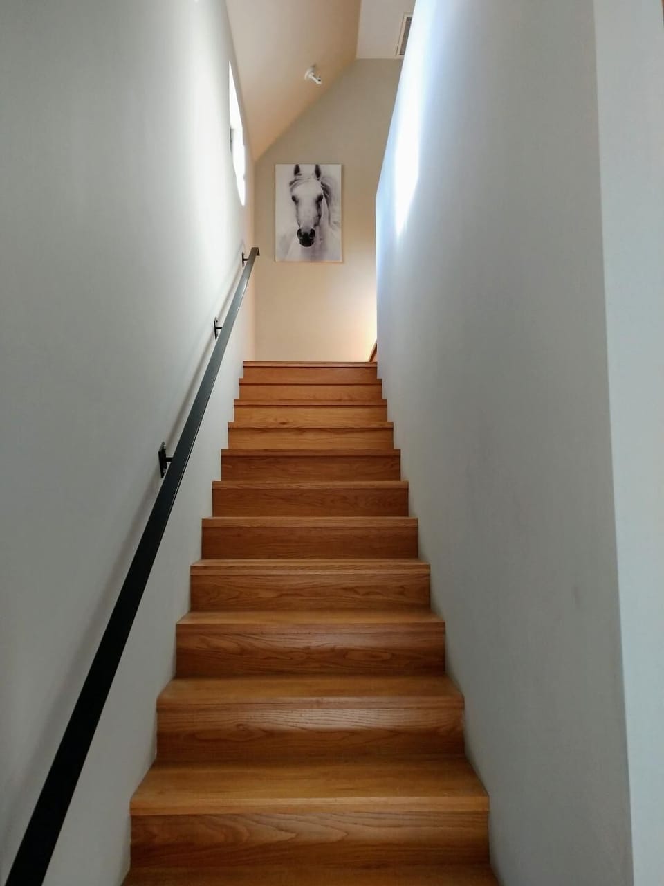 stairs to 2nd floor
