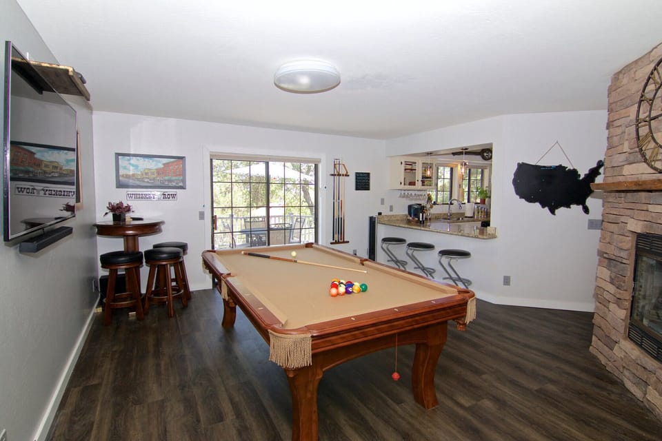 Game room
