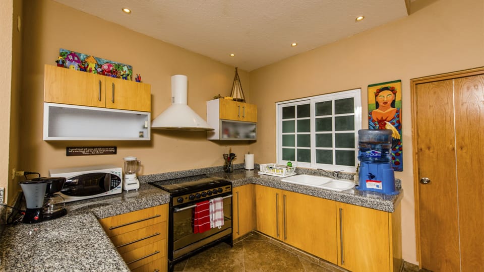 Centric Apartment 2 bedr. Great Location